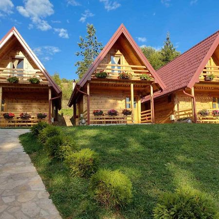 Drveni Raj Uvac Apartment เซียนิตซา ภายนอก รูปภาพ