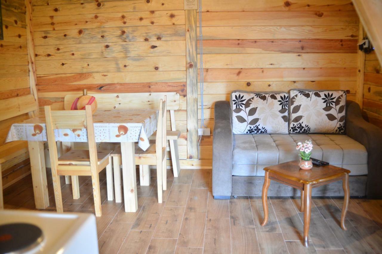 Drveni Raj Uvac Apartment เซียนิตซา ภายนอก รูปภาพ