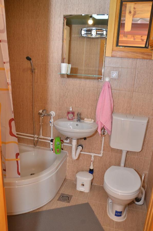 Drveni Raj Uvac Apartment เซียนิตซา ภายนอก รูปภาพ